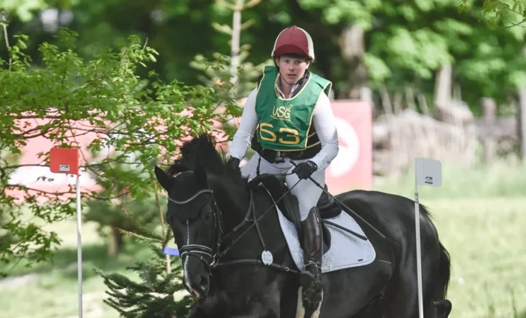 Ohne Fehler in Springen und Gelände: Sophie Grieger siegreich