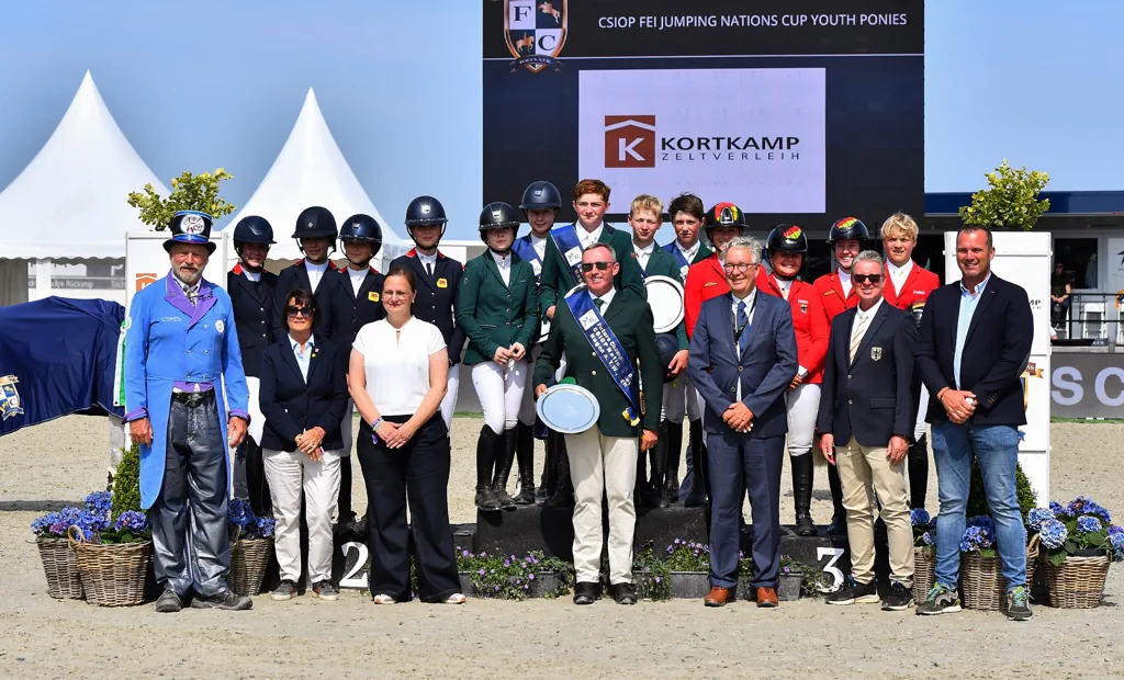 Deutsche Ponyreiter sichern sich Silber beim Nationenpreis der Future Champions