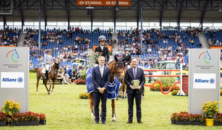 Aachen-Debütantin Mallevaey holt Allianz-Preis nach Frankreich